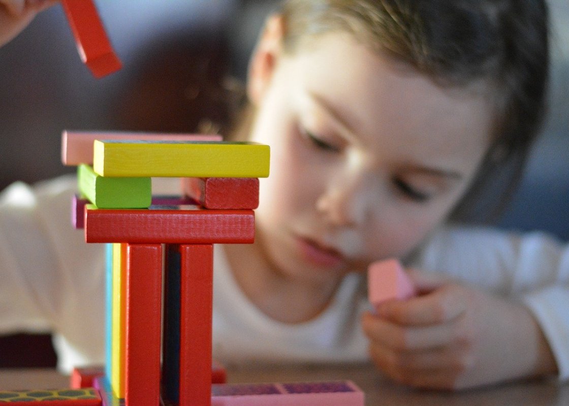 RANGEMENT-CHAMBRE-ASTUCE-ENFANT-STRUCTURE-GONFLABLE-LA-TOCHELLE